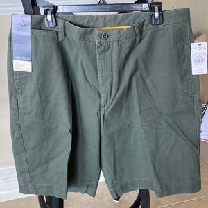 Nautica Men’s Relaxed Fit Cotton Twill Shorts